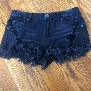 BLACK Distressed jean shorts